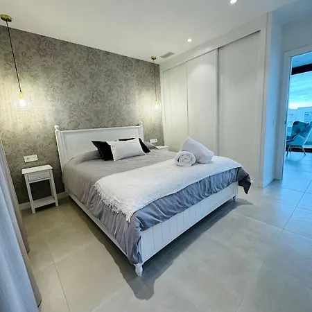 Apartmán Mara's Higueron West - Suncoast Comfort