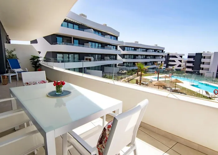 Apartment Mara's Higueron West - Suncoast Comfort