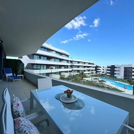 Mara's Higueron West - Suncoast Privilege - 3 Community Pools 公寓