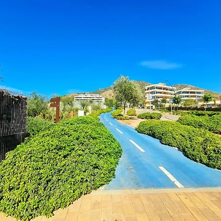 Mara's Higueron West - Suncoast Comfort