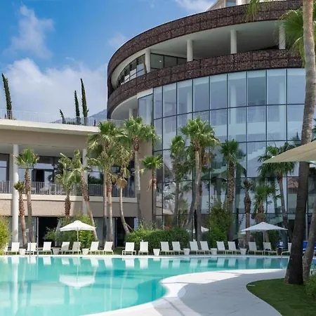 Mara's Higueron West - Suncoast Privilege - 3 Community Pools *