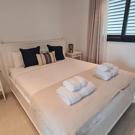 公寓 Mara's Higueron West - Suncoast Privilege - 3 Community Pools