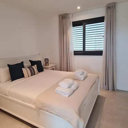 公寓 Mara's Higueron West - Suncoast Privilege - 3 Community Pools 丰希罗拉
