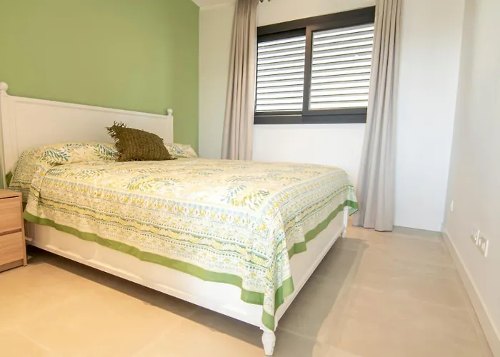 Mara's Higueron West - Suncoast Comfort